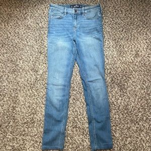 Hollister Mid-rise Super Skinny Jeans